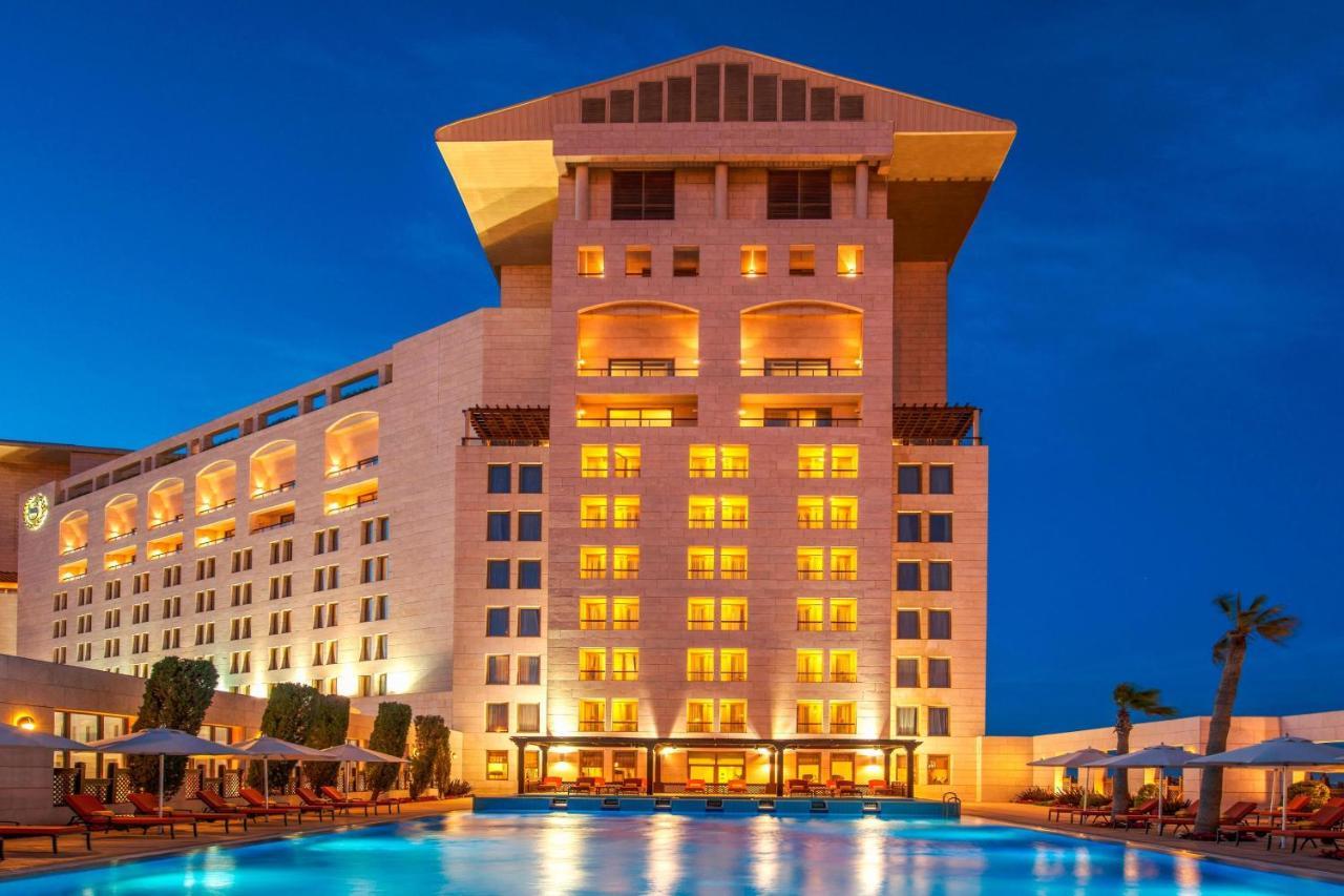 شيراتون عمّان النبيل 5* عمان