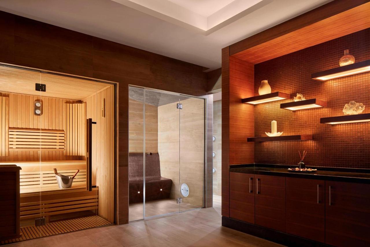 فندق شيراتون عمّان النبيل 5*